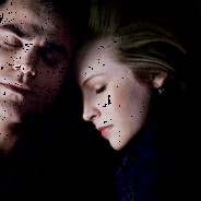 The Vampire Diaries saison 6 : Stefan et Caroline &quot;doivent coucher ensemble&quot;