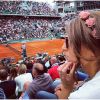 Laury Thilleman dans les tribunes de Roland Garros 2014