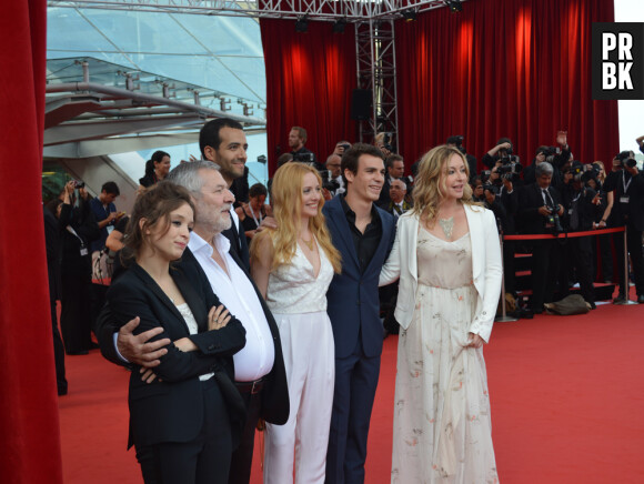 L'équipe de En Famille à la cérémonie d'ouverture du Festival de télévision de Monte Carlo le 7 juin 2014