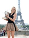  Maria Sharapova sexy &agrave; Paris apr&egrave;s sa victoire en finale de Roland Garros 2014 