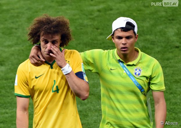 Thiago Silva console David Luiz apr&egrave;s Br&eacute;sil VS Allemagne, le 8 juillet 2014