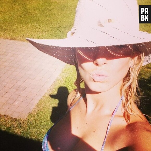 Best-of sexy Instagram : Stéphanie Clerbois au soleil