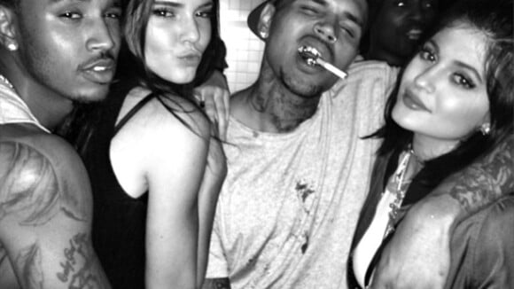 Kendall et Kylie Jenner en mode fiesta avec Chris Brown