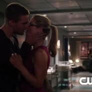 Arrow saison 3 : premier baiser entre Oliver et Felicity dans le teaser