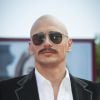 James Franco moustachu et crâne rasé au Festival du Film de Venise, le 5 septembre 2014