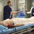 Grey's Anatomy saison 11, épisode 1 : Sarah Drew et Kevin McKidd sur une photo