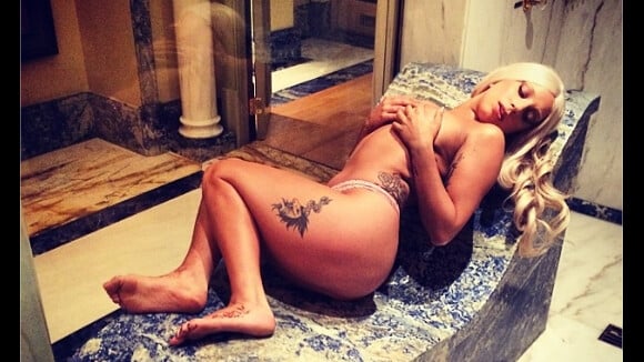 Lady Gaga : nue sur Instagram et sirène sexy à Athènes