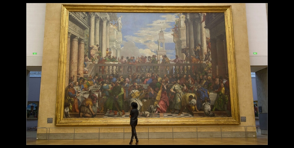 Beyoncé devant le tableau des Noces de Cana au Louvre