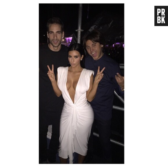 Kim Kardashian et son impressionnant décolleté sur Instagram, le 25 octobre 2015