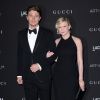 Kirsten Dunst complice avec son petit-ai Garrett Hedlund à l'ACMA, à Los Angeles, le samedi 1er novembre 2014