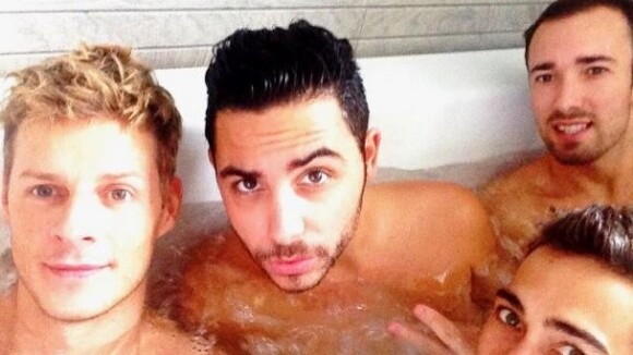 Matthieu Delormeau : jacuzzi, massage... week-end entre potes avec Alban Bartoli