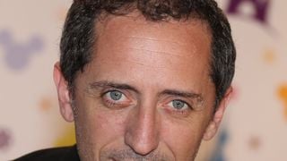 Gad Elmaleh : Charlotte Casiraghi et leur fils ? "Je veux me réveiller avec eux"