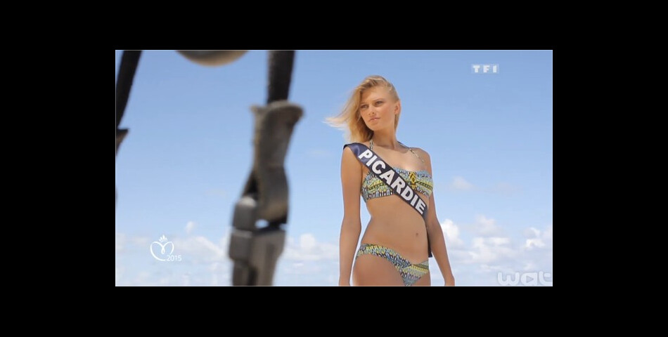 Miss France 2015 : Miss Picardie sexy en maillots de bain pour un shooting sur la plage à Punta Cana, novembre 2014