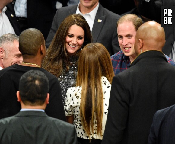 Beyoncé et Jay Z se présentent à Kate Middleton et Prince William pendant le match Brooklyn Nets vs Cleveland Cavaliers, le 8 décembre 2014 à New York