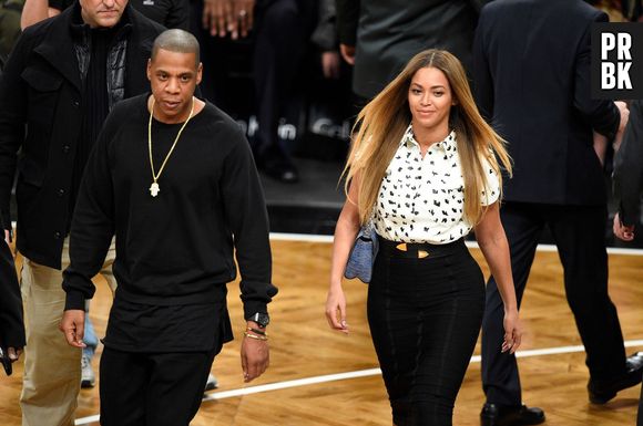 Beyoncé et Jay Z en couple au Barclays Center pour le match des Brooklyn Nets vs Cleveland Cavaliers, le 8 décembre 2014 à New York