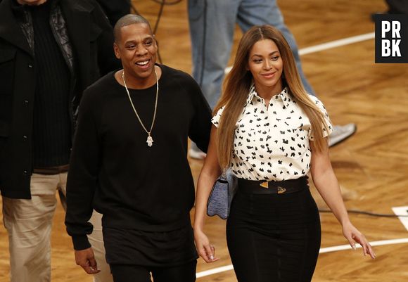 Beyoncé et Jay Z en couple au Barclays Center pour le match des Brooklyn Nets vs Cleveland Cavaliers, le 8 décembre 2014 à New York