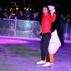 Nathalie Péchalat et les Pingouins de Madagascar inaugurent la patinoire de l'hôtel de Ville, le 16 décembre 2014 à Paris