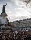  La place de la R&eacute;publique envahie par les Fran&ccedil;ais pour la marche r&eacute;publicaine contre le terrorisme &agrave; Paris &agrave; Paris, le 11 janvier 2014 