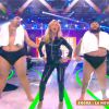 Enora Malagré : chorégraphie sexy pour imiter Britney Spears dans le prime de Touche pas à mon poste le 28 janvier 2015 sur D8