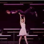 Alison Wheeler et Monsieur Poulpe parodient Dirty Dancing dans Le Grand Journal