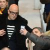 Pascal Obispo dans les tribunes du Parc des Princes pour le match PSG-Chelsea, le 17 février 2015