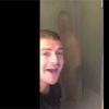 Julien Bert sous la douche dans une vidéo qui buzze sur Snapchat
