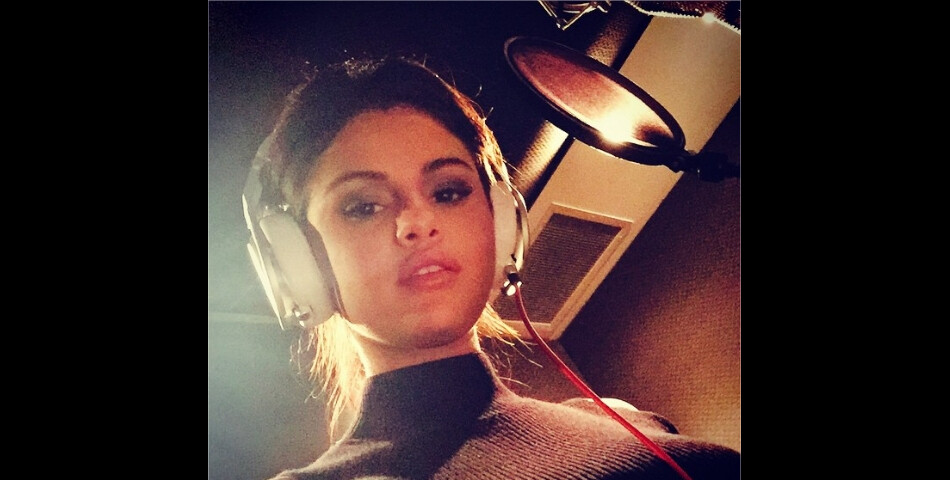  Selena Gomez a envoy&amp;eacute; un message touchant &amp;agrave; une fan suicidaire, le 26 f&amp;eacute;vrier 2015 