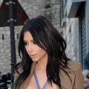 Kim Kardashian sexy à Paris : soutien-gorge de sortie pour une session shopping