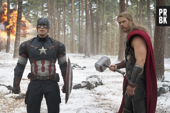 Avengers 2 : Captain America et Thor sur une photo