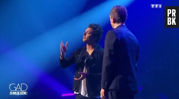 Kev Adams se moque de la pub LCL de Gad Elmaleh durant son One-Man Show diffusé sur TF1 le samedi 16 2015