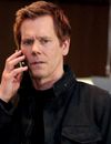 The Following saison 3 : Kevin Bacon (Ryan Hardy) sur une photo