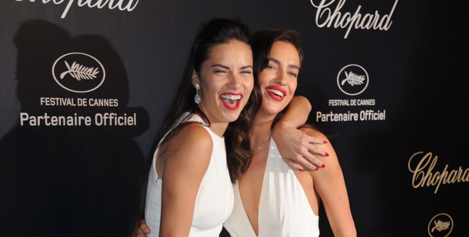 Adriana Lima et Irina Shayk complices lors de la soirée des trophées Chopard, le 18 mai 2015, à Cannes