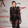 Kim Kardashian enceinte et rayonnante aux CFDA Fashion Awards le 1er juin 2015 à New York