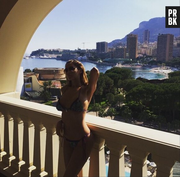 Nabilla Benattia : retour sexy sur Instagram le vendredi 5 mai 2015 à Monaco