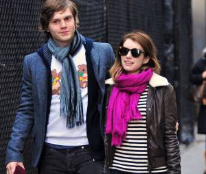 Emma Roberts et Evan Peters : annulation des fian&ccedil;ailles et rupture