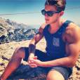  Cody Christian exhibe ses muscles sur Instagram 
