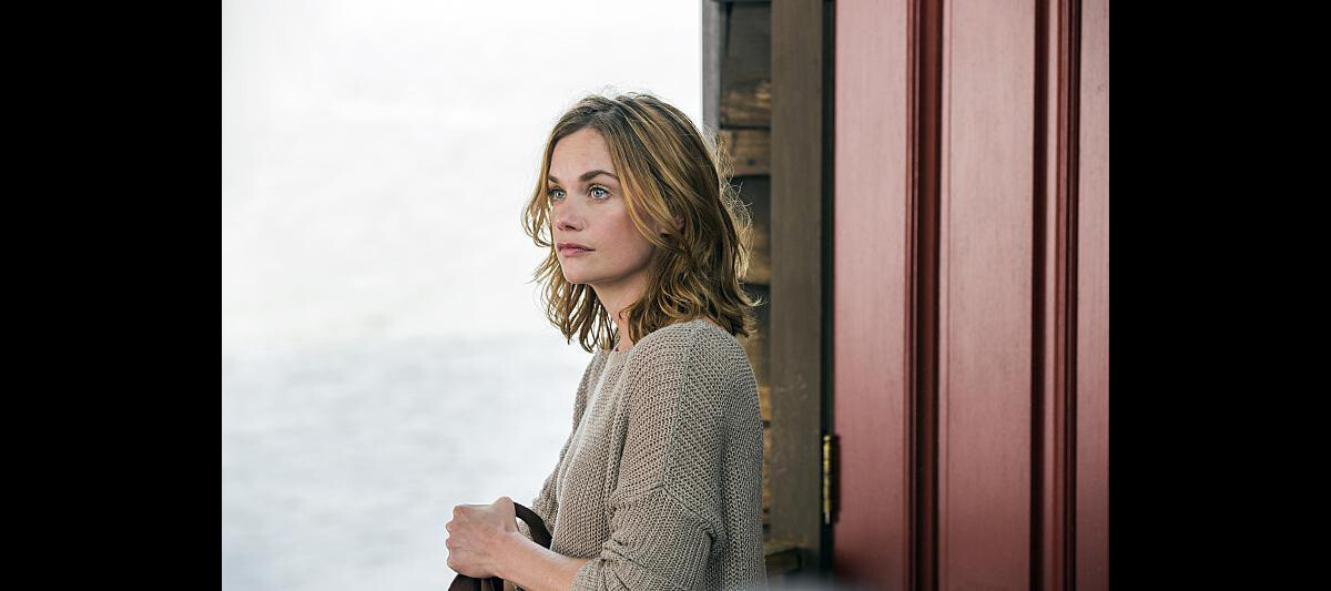 Photo : The Affair saison 2 : Alison sur une photo - PureBreak