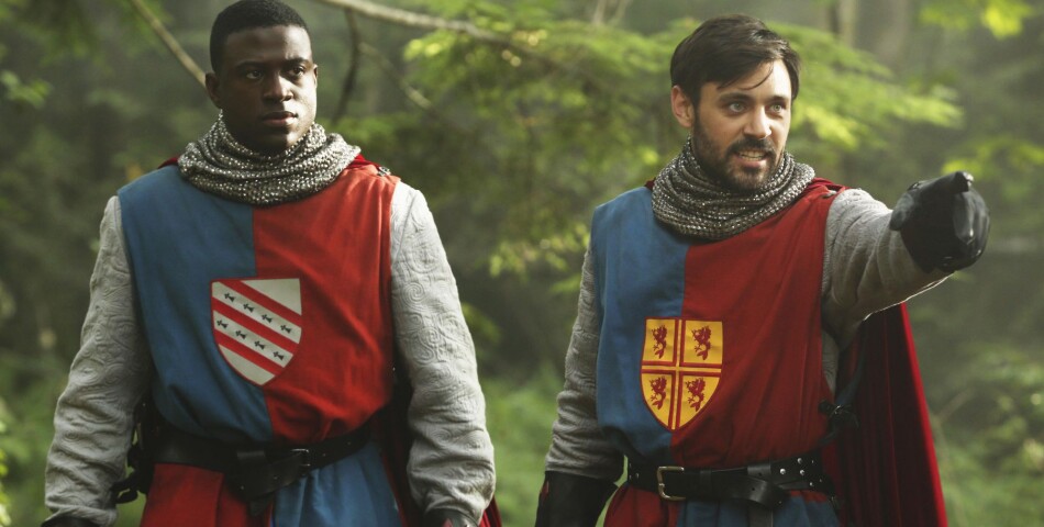 Once Upon a Time saison 5, épisode 1 : Lancelot et le roi Arthur sur une photo