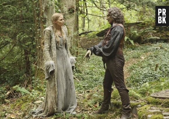 Once Upon a Time saison 5, épisode 1 : Emma et Rumplestiltskin sur une photo