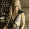 Game of Thrones saison 6 : Emilia Clarke (Daenerys) continuera à tourner des scènes de sexe et de nudité
