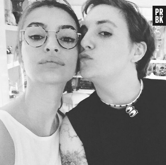 Emily Ratajkowski et Lena Dunham : selfie sur Instagram