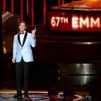 Emmy Awards 2015 : une dizaine de séries spoilées, Twitter en colère