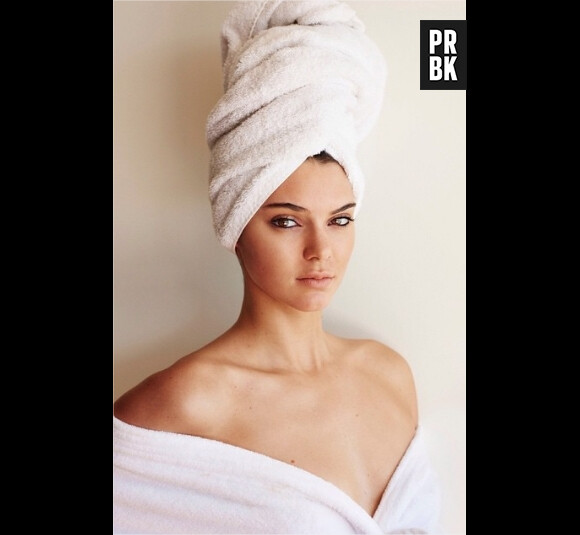 Kendall Jenner en serviette pour Mario Testino