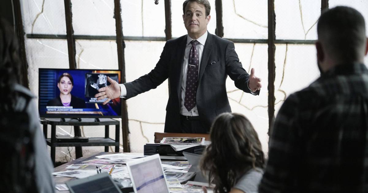 Scandal saison 5, épisode 5 : Paul Adelstein (Leo) sur une photo