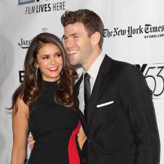 Nina Dobrev et Austin Stowell officialisent leur couple d'une drôle de façon