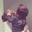 Emilie Nef Naf complice avec son fils Menzo sur Instagram, le 19 décembre 2015