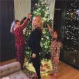 Candice Accola enceinte pour Noël avec ses belles-filles