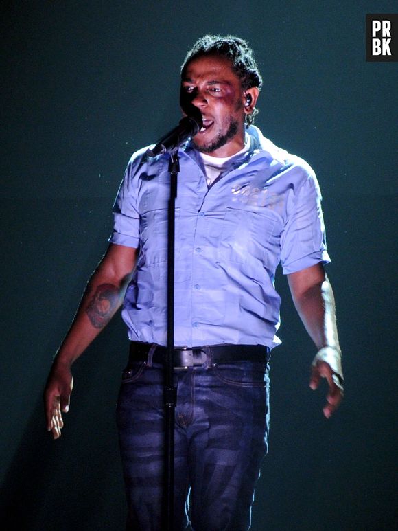 Kendrick Lamar, grand gagnant des Grammy Awards 2016 avec l'album "To Pimp A Butterfly", sur la scène du Staples Center à Los Angeles, le 15 février 2016