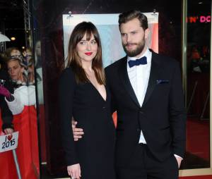 Fifty Shades of Grey : Dakota Johnson et Jamie Dornan nus dans la suite ?