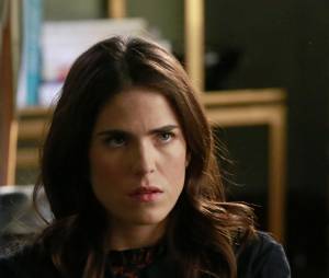 How to Get Away with Murder saison 2, épisode 14 : Laurel (Karla Souza) sur une photo